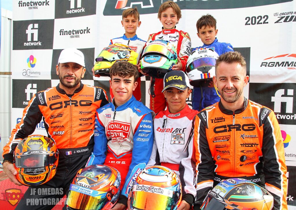 Los nuevos Campeones de España de izquierda a derecha y de arriba a abajo: Iván González (Mini Rookie), Bosco Arias (Mini), Abraham Schelvis (Academy), Jeremy Iglesias (KZ2), Eloi González (Senior), Aaron García (Junior), Jorge Pescador KZ).